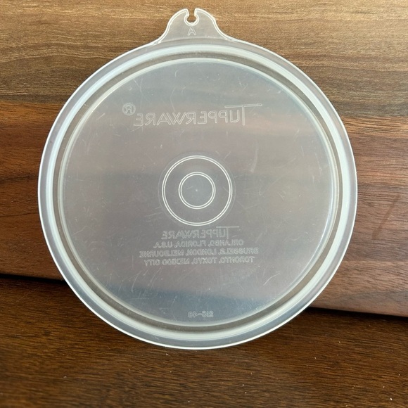 Vtg Tupperware Replacement A Tab Lid #215-48 Sheer Frost USA Tupper Seal - Picture 2 of 5